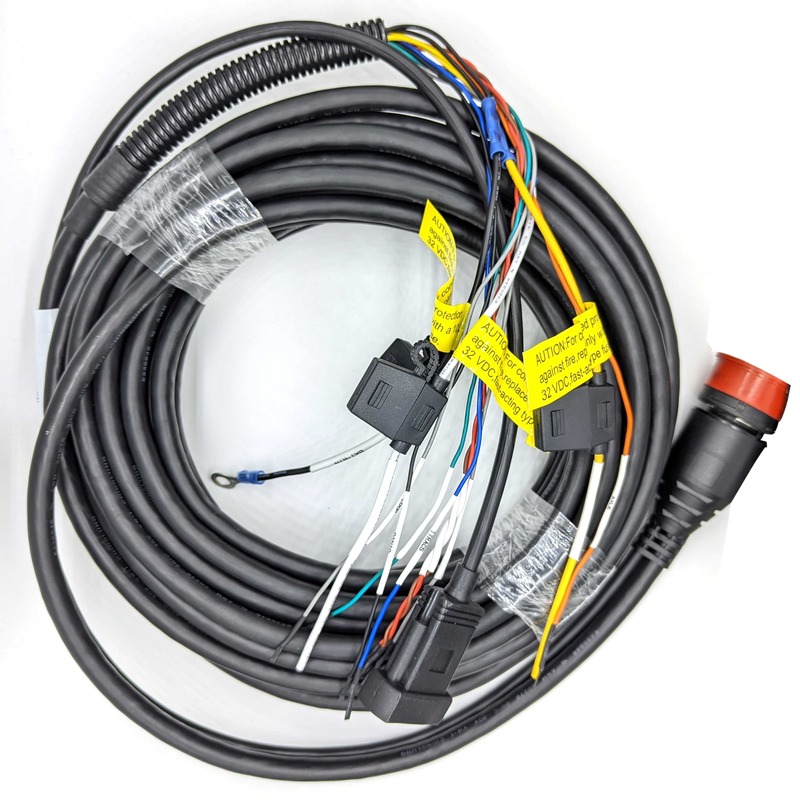 Long vehicle cable with 19 contacts circular connector and DB9 female connector